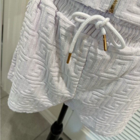2 piece White Hooded short set with Gold Accents - Picture 3 of 11